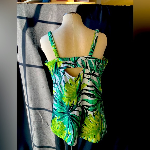 Lane Bryant Tankini - brand new without tags - jewels tones. - Picture 2 of 3